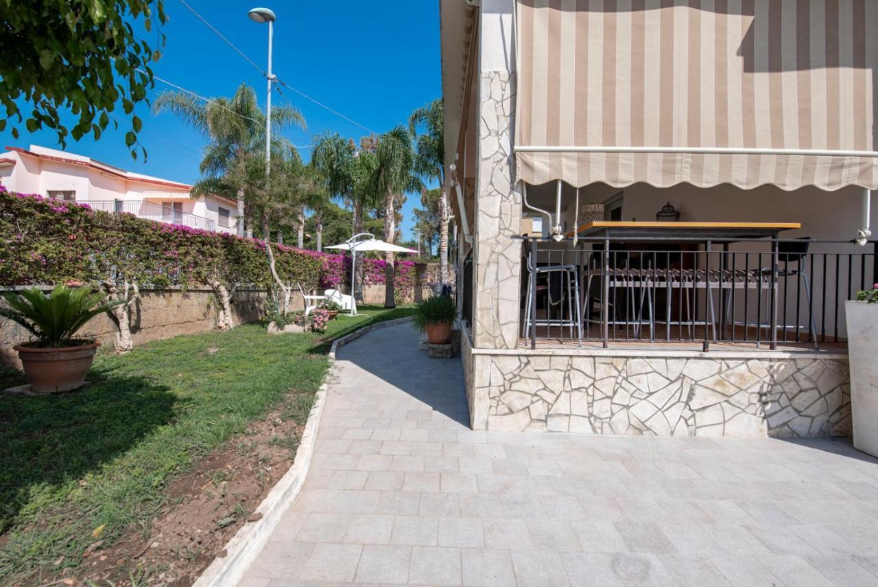Holiday Fontane Bianche Gabriella Ngoại thất bức ảnh