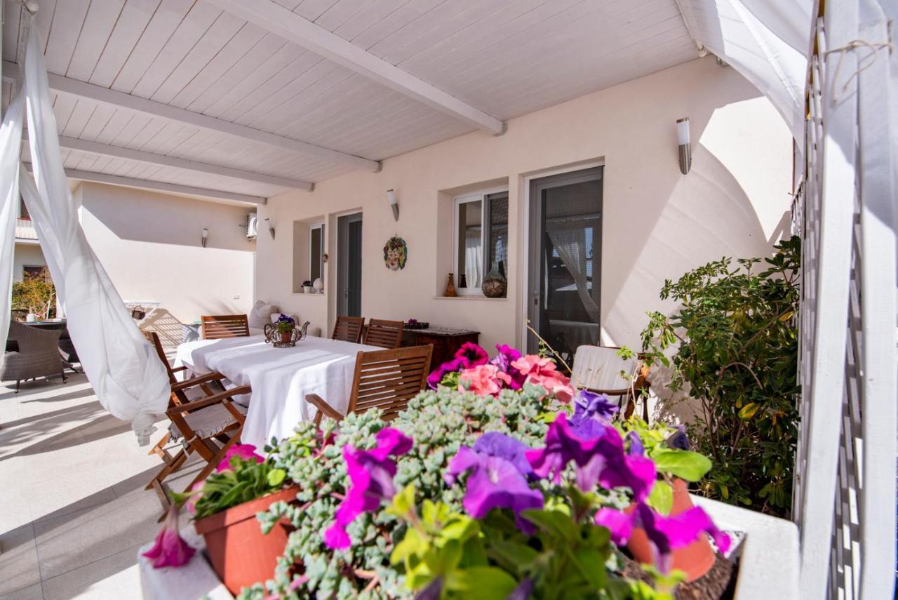 Holiday Fontane Bianche Gabriella Ngoại thất bức ảnh