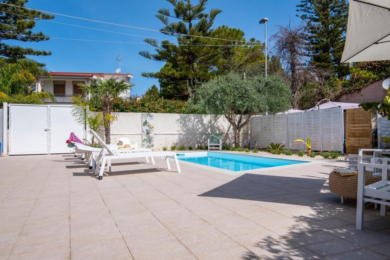 Holiday Fontane Bianche Gabriella Ngoại thất bức ảnh